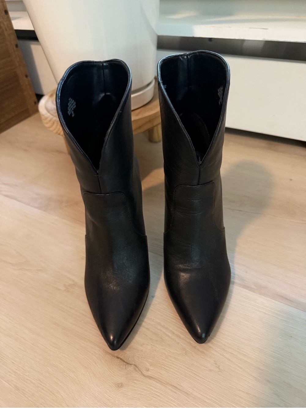 Nine West Women's Leather Black Pointed-Toe Ankle Boots